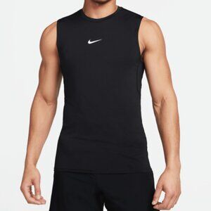 Nike Pro Black Dri-FIT Slim Sleeveless Top in Medium